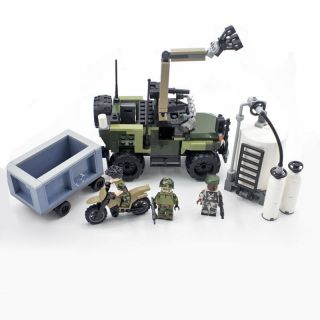 Military Armored Car Vehicle Soldiers Building Blocks Set Bricks Figures Toys