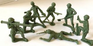 Green 1960s Army Plastic Toy Soldiers 2 - 3 " Over 100 Look Infantry Poses