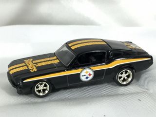 Upper Deck Collectibles Nfl Pittsburgh Steelers 67 Ford Mustang 1:64 Diecast Car