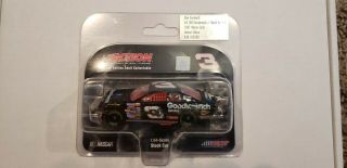 2001 Dale Earnhardt Sr 3 Oreo/goodwrench And 1997 Gm Goodwrench/raced.