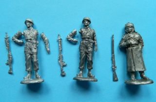 Unknown Maker 54mm Wwii German Paratrooper & Russian Toy Soldier Metal Castings