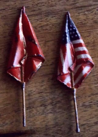 2 Vintage Britains Flags,  Usa And ?,  C - 7