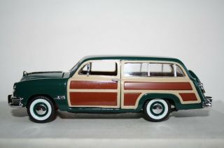 1949 Ford Woody Wagon Diecast - 1/43 - - Green - Franklin