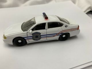 2000 Chevy Impala Road Champs Police Car 1:64 Scale Chevrolet Factory Item 13801