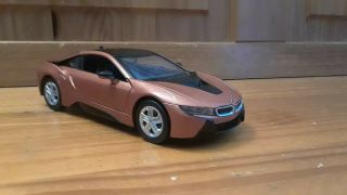 Motormax 1:24 Scale 2018 Bmw I8 Coupe Diecast Model Car