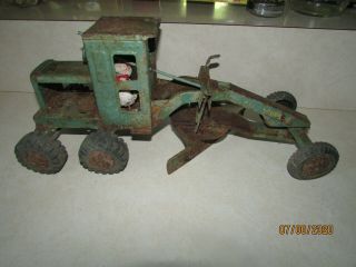 Vintage LUMAR Pressed Steel Power Road Grader Construction Toy BY MARX 2