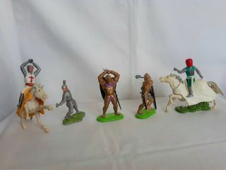 Vintage Toy Soldiers Britains Medieval Crusader Knights Plastic & Metal - Horses