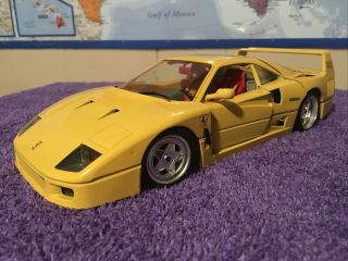 Burago 1987 Ferrari F40 Yellow 1/18 Scale Made In Italy - No Box