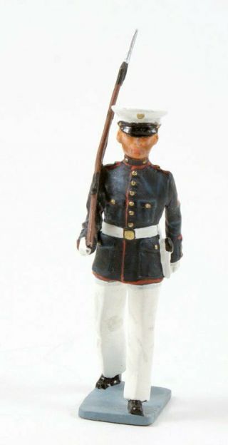 King & Country Marine Marching In Full Dress Uniform Mc07 - Retired &