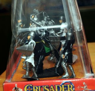 Crusader & Castle set of 8 plastic figures and 2 horses,  in scale approx 2