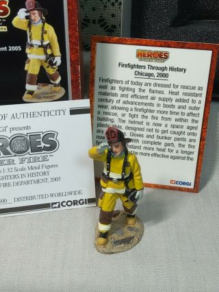 Corgi Heros Under Fire US59104 Chicago Fire Dept.  2005 Box & Certificate 3