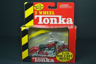 Tonka Maisto 1999 Indian Chief Red 1:18 Scale Motorcycle 31034 Die Cast