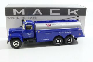 Mack R - Model Fuel Tanker Peosta,  Ia Service Satisfaction First Gear 1:34 19 - 0015