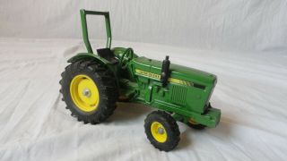 Ertl John Deer Tractor 1:16 Scale Die - Cast Model