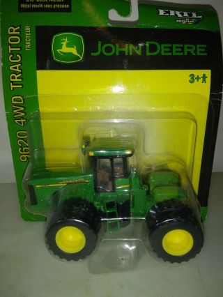 Ertl John Deere Tractor 1/64