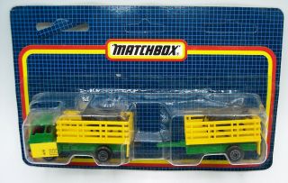 “matchbox” Superfast Tp - 103 Two Pack Dodge Cattle Truck & Trailer Green Moc