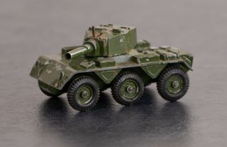 Crescent Toys - Alvis Saladin Armoured Car