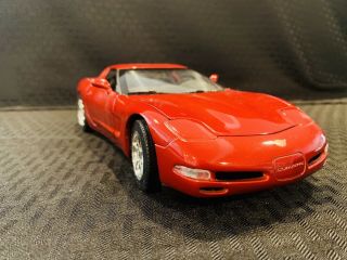 2000 Chevrolet Corvette C5 Candy Red 1:18 Hot Wheels