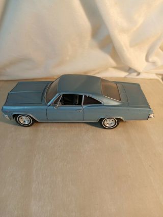 Welly 1966 Chevrolet Impala Diecast 1/24 Scale