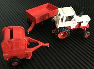Ertl Case Agri - King 1/64 Scale Tractor And Implements