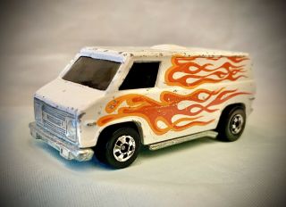 Vintage 1974 Hot Wheels - Chevy Van - White With Red Flames