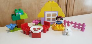 Lego Duplo Disney Princess - Snow White’s Cottage 6152 Retired