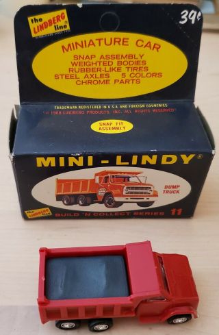 Mini Lindy Dump Truck Build ‘n Collect Series 11 - Opened Assembled