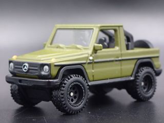 Mercedes Benz G Class Pickup 1:64 Scale Collectible Diorama Diecast Model Car