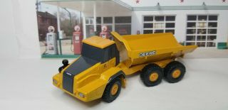 ERTL John Deere 2500 Articulated Dump Truck - Yellow Die - Cast Haul 1:50 Dumper 2