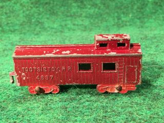 Vintage 1940 Tootsie Toy Red Caboose Car Train Boxcar Rubber Wheels 4697