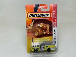Matchbox - 75 - Pierce Fire Engine - Emergency - Ready For Action - On Card - 2008