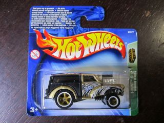 Hot Wheels Treasure Hunt Morris Wagon T - Hunt 2004 Short Card