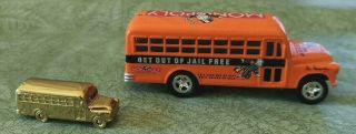 Johnny Lightning Get Out Of Jail 1956 Chevy Bus W/ Token Monopoly Gold Bus