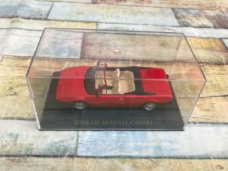 Voiture Miniature Ferrari Mondial Cabrio Ixo Au 1/43