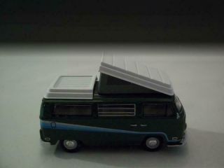 1/64 Scale 1972 Vw Type 2 Campmobile Bus - Gorgeous - Greenlight