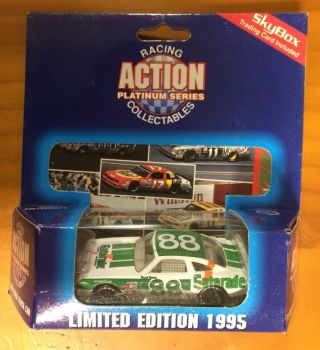 Action Platinum Series 88 Darrell Waltrip 1995 Limited Edition 1/16,  128 1:64.