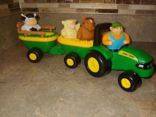 4 John Deere Tractor Farmer & Animals Ertl Toy Figures Tractor Sound