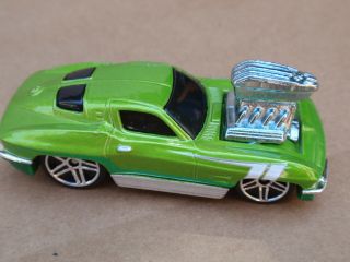 2010 Hot Wheels 63 Corvette Tooned From 5 Pack Loose Green