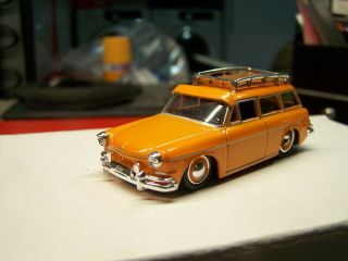 Jada 1/64 1965 Volkswagen Squareback Orange With Roof Rack (hard To Find)