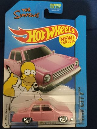 2015 Hot Wheels City Pink The Simpsons Family Car 56
