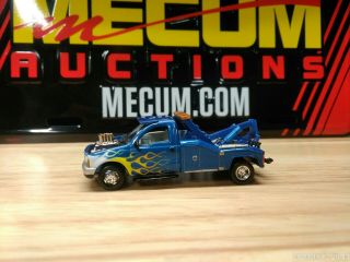 Johnny Lightning 2000 Ford F - 550 Tow Truck Rebel Rods Tow - Nado 2002