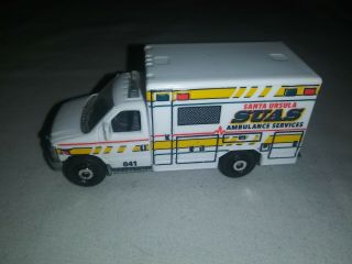 2009 Matchbox Mbx Heroic Rescue 2009 Ford E - 350 Ambulance Suas White