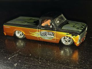 2004 Jada Toys Dub City 1:64 1972 Chevy Cheyenne Die - Cast Truck 063 Old Skool
