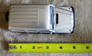 Jada Toys Jurassic World Mercedes Benz G - Class 4x4 Diecast 1:43 Scale Toy Car 3