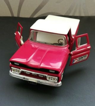 1960 Gmc 1/2 Ton Pickup Coin Bank 1/25th Scale 1998 Collectible Sentry Hardware