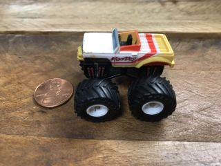 Vintage 1990 Micro Machines Mad Dog Monster Truck 4x4 Galoob