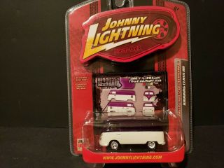 Johnny Lightning 62 Volkswagen Type 2 Delivery Van Class 2007 Issue