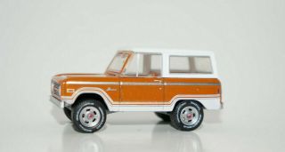 1977 Ford Bronco Ranger Diecast Model Car Collector 1/64 Greenlight