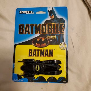 Ertl Batman Diecast Batmobile 1989 With Backing Card