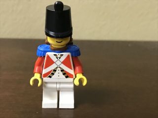 Lego Minifigure Imperial Guard With Blue Epaulettes 1990s Pirate I Minifig